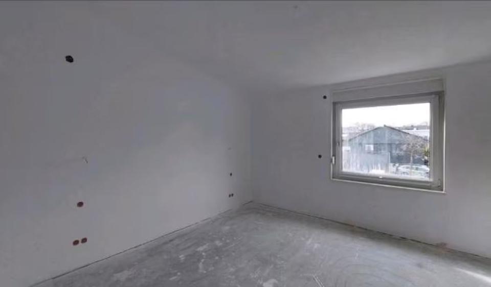 Modernisiertes Split-Level-Haus in Bochum-Höntrop von Privat 5.5 zimmer