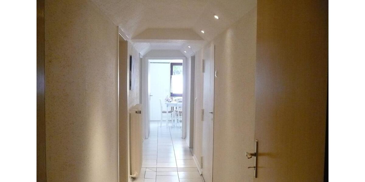 Schöne 65 qm Wohnung Büro oder Praxisräume in Bochum-Stiepel-Dorf 2.5 zimmer