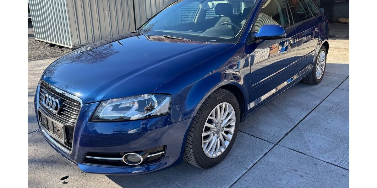 Audi A3 123.719 km 7.950 &euro; Oberhausen 46149