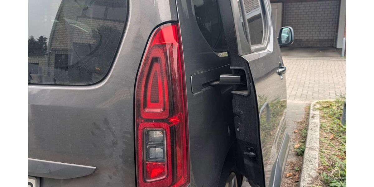 Opel Combo 56.000 km 15.300 &euro; Waltrop 45731