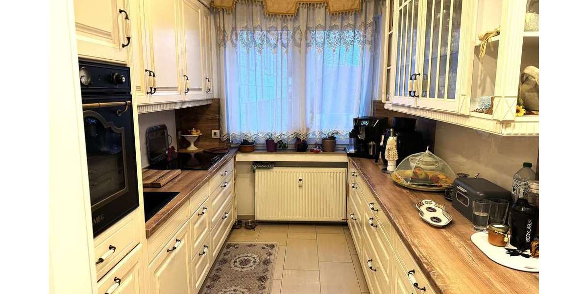 Wohnung zum Kaufen in Duisburg 158.000 € 75 m² 3 zimmer