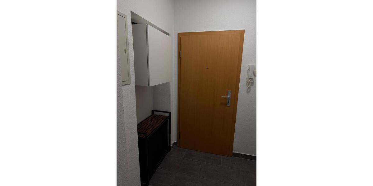 Etagenwohnung Düsseldorf Oberbilk - 3 Zimmer, 94 m&sup2;, 1.278&euro; | Angebot:26385455