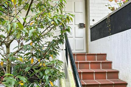 Helle 2-Zimmer-Einliegerwohnung mit ca. 60 m² in 47799 Krefeld 2 zimmer