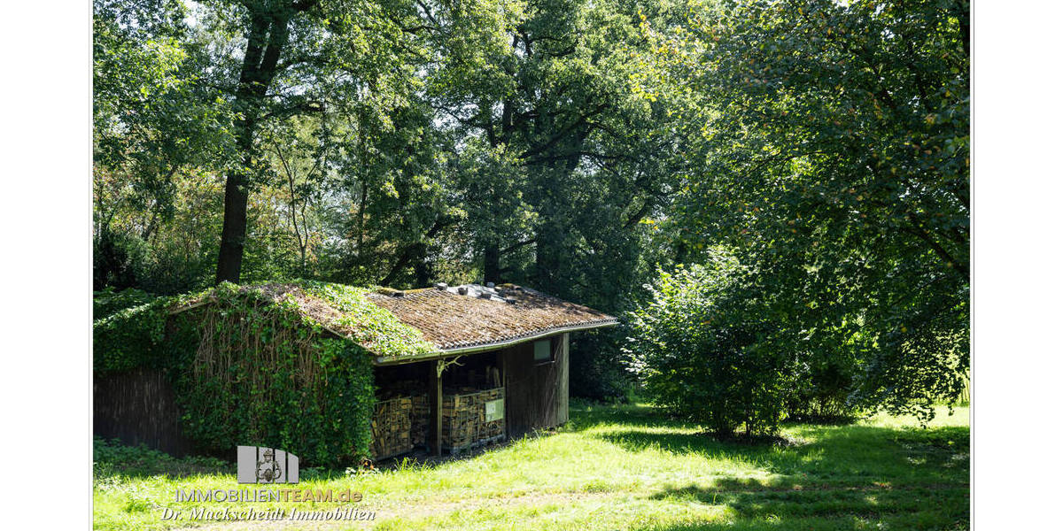 Teilsanierte Schule - Wohnen im idyllischen Hünxerwald zimmer