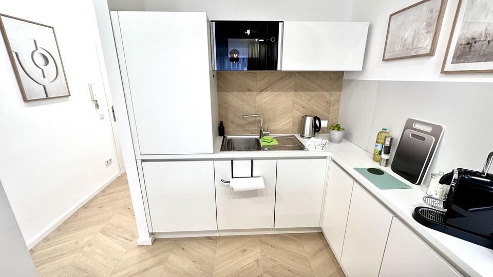 Etagenwohnung Düsseldorf Oberbilk - 2 Zimmer, 40 m&sup2;, 990&euro; | Angebot:25349472