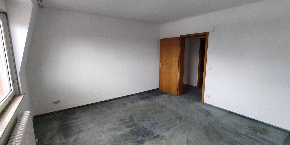 Terrassenwohnung Dinslaken Innenstadt - 4 Zimmer, 147 m&sup2;, 260.000&euro; | Angebot:26418076