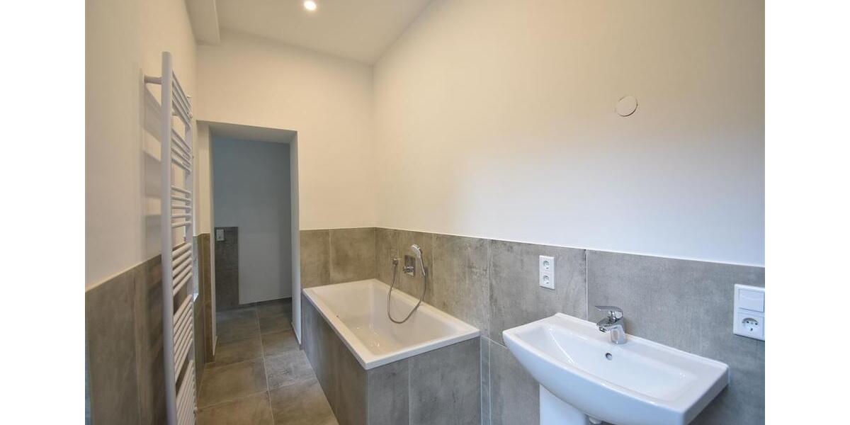 Etagenwohnung Düsseldorf Heerdt - 2 Zimmer, 75 m&sup2;, 1.195&euro; | Angebot:22619460