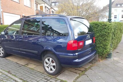 Seat Alhambra 220.000 km 2.400 € Düsseldorf 40468