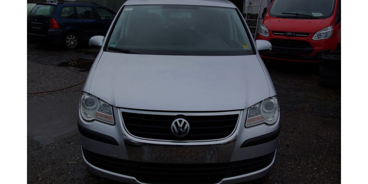 VW Touran 155.000 km 4.880 &euro; Bottrop 46242