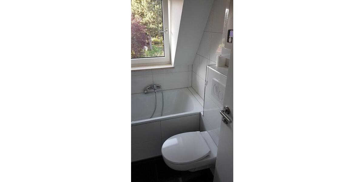 Dachgeschoßwohnung Duisburg Huckingen - 2 Zimmer, 47 m&sup2;, 750&euro; | Angebot:26200595