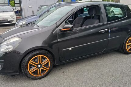 Renault Clio 67.000 km 2.990 &euro; Recklinghausen 45659