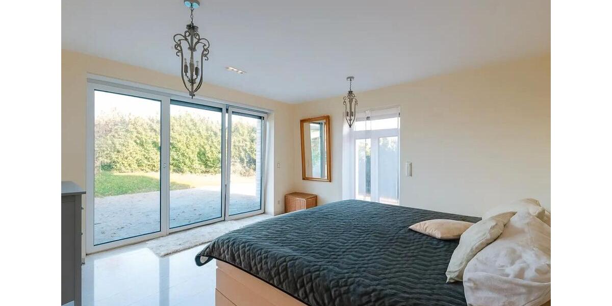 Freistehendes Einfamilienhaus 362m² mit Poolhaus & Pool - 6482m² 10 zimmer