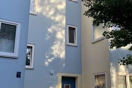 Wohnung Duisburg Duisburg-Mitte - 2 Zimmer, 75 m&sup2;, 650&euro; | Angebot:27157634