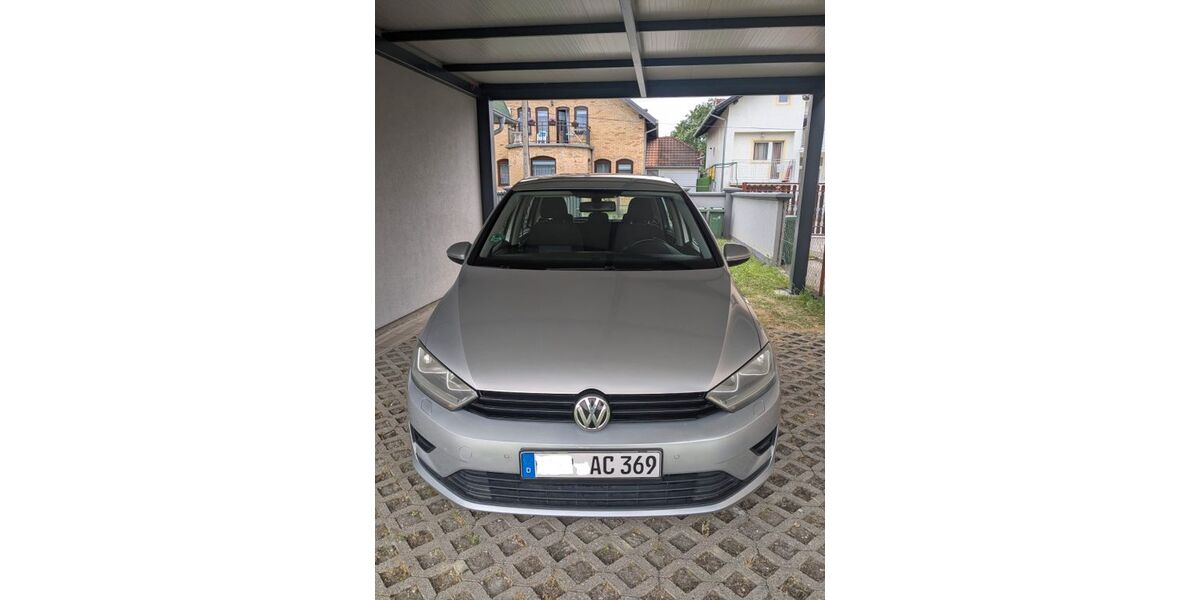 VW Golf Sportsvan 304.000 km 5.200 &euro; Erkrath 40699
