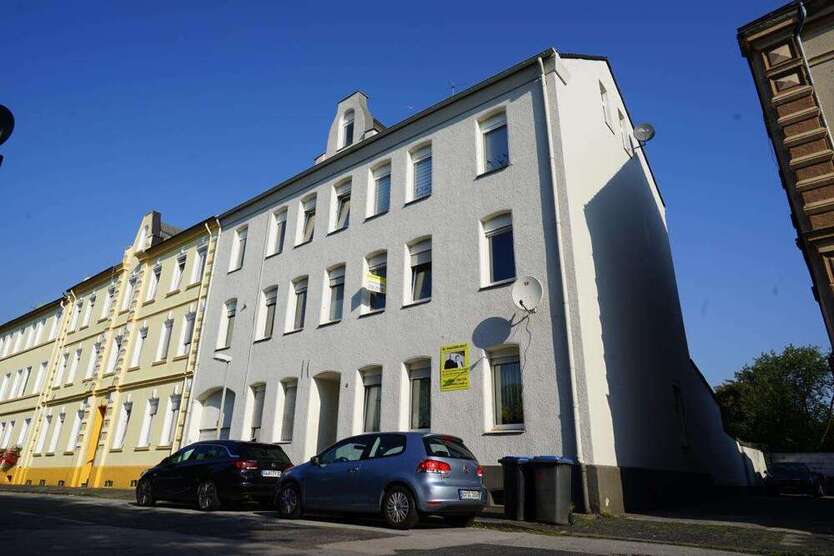 Haus zum Kaufen in Gelsenkirchen 680.000 € 420 m²