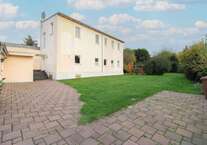 Haus zum Kaufen in Mülheim an der Ruhr 555.000 € 229.26 m²