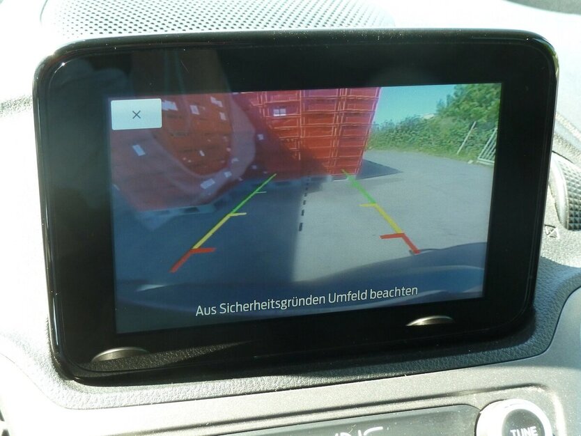 Ford Tourneo Connect Komb1.5 d. Klima Navi Alu Standh. 165.000 km 12.900 € Ratingen 40885