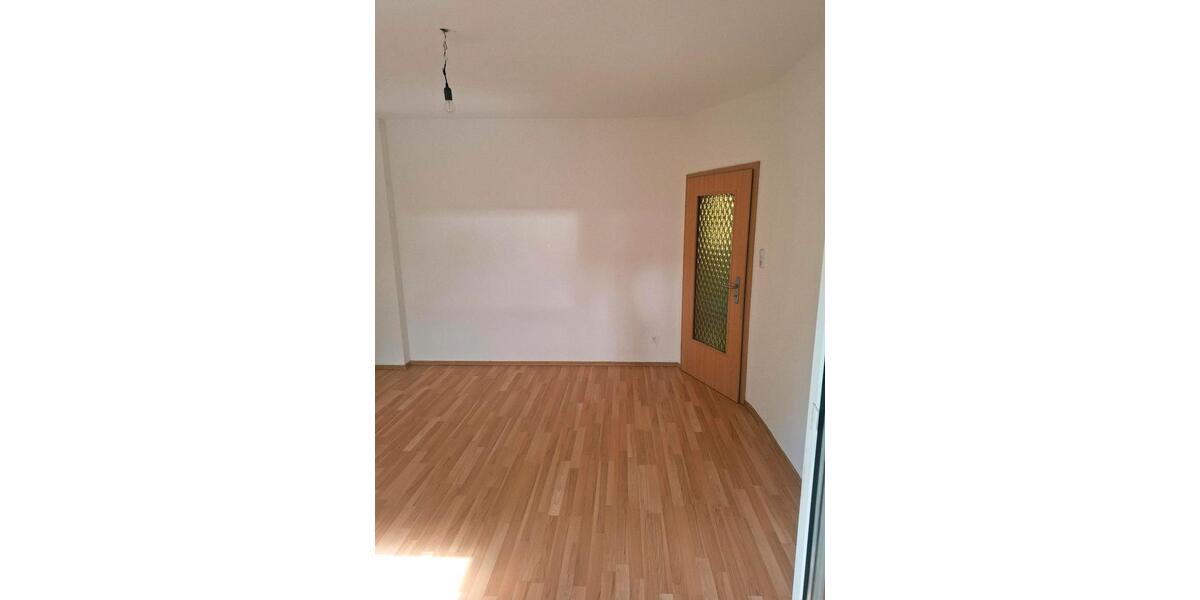Hochparterre Düsseldorf Stadtbezirk 5 - 3 Zimmer, 55 m&sup2;, 249.000&euro; | Angebot:26897161