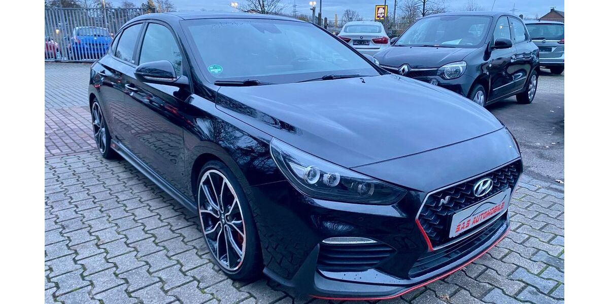 Hyundai i30 49.520 km 23.900 &euro; Moers 47445