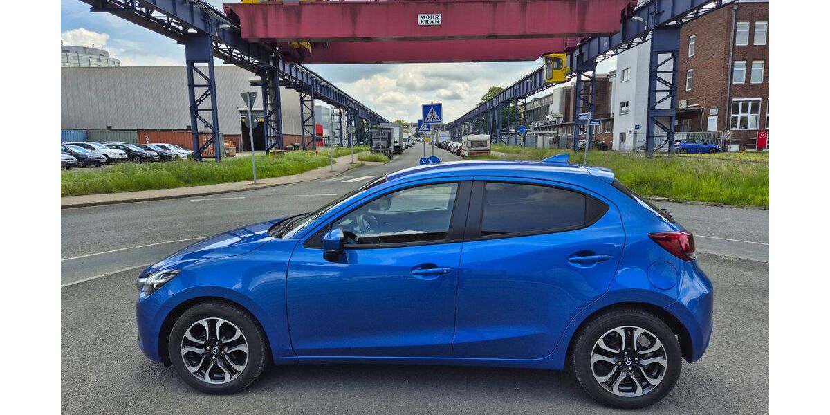 Mazda 2 60.750 km 11.790 &euro; Mülheim 45476