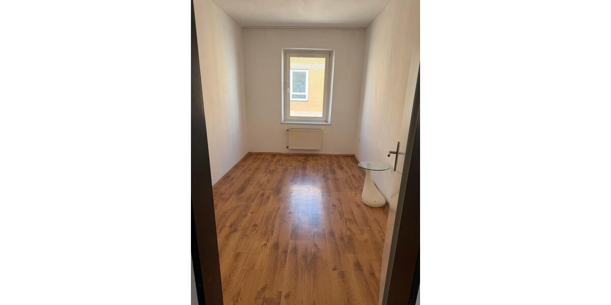 Etagenwohnung Krefeld Benrad - 2 Zimmer, 52 m&sup2;, 850&euro; | Angebot:26355317