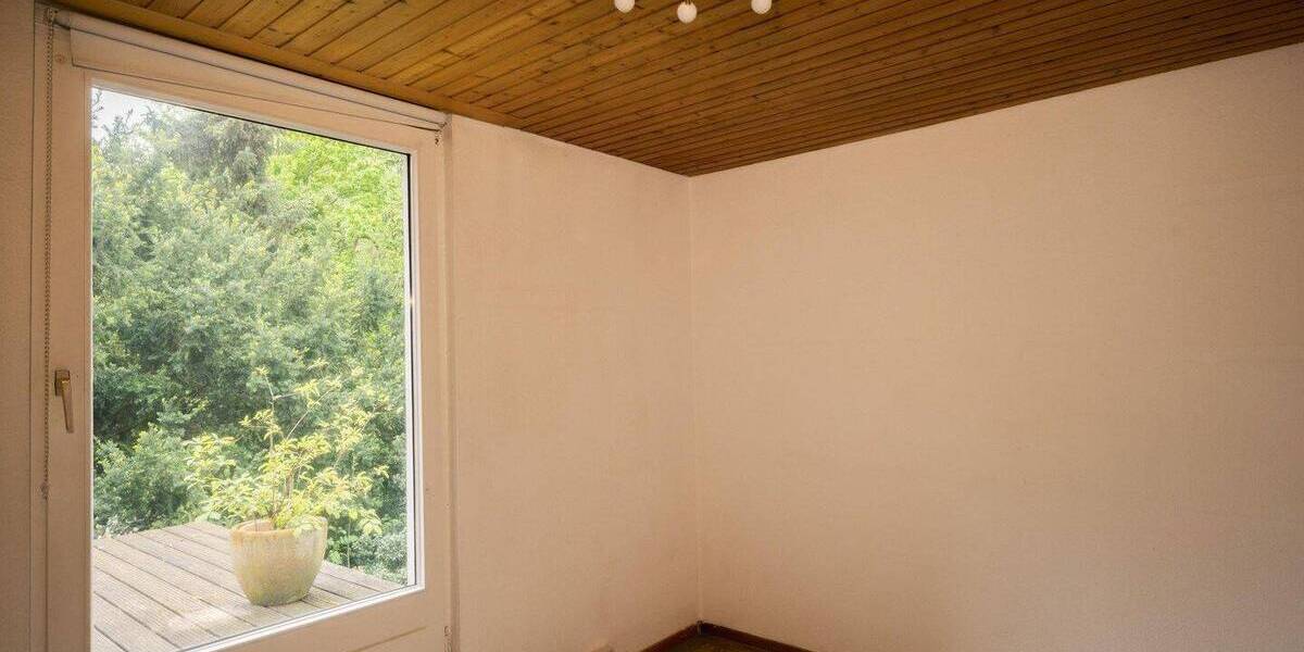 Einfamilienhaus Essen Bergerhausen - 8 Zimmer, 180 m&sup2;, 345.000&euro; | Angebot:26583846