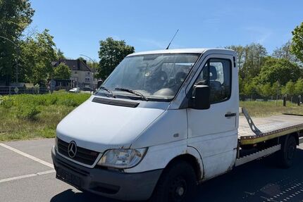 Mercedes-Benz Sprinter 646.000 km 6.999 &euro; Essen 45326
