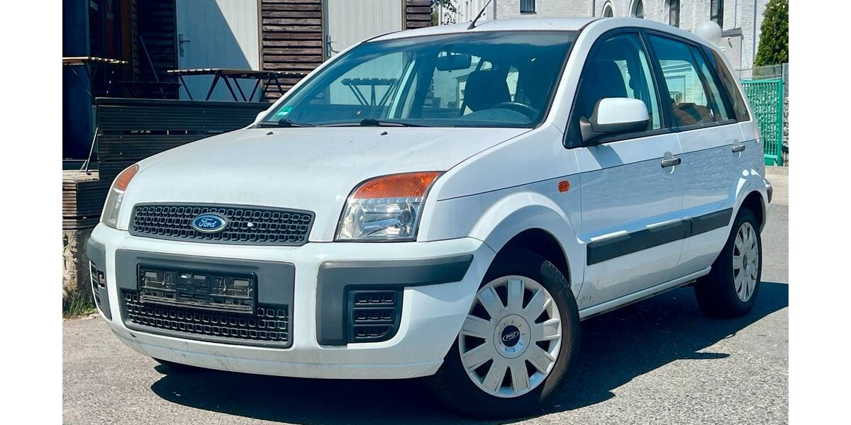 Ford Fusion 70.268 km 2.500 &euro; Gelsenkirchen 45884