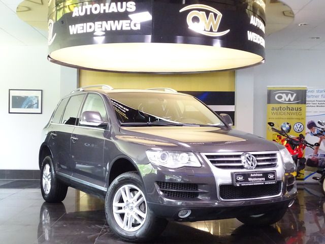 VW Touareg 226.885 km 8.950 &euro; Duisburg 47058