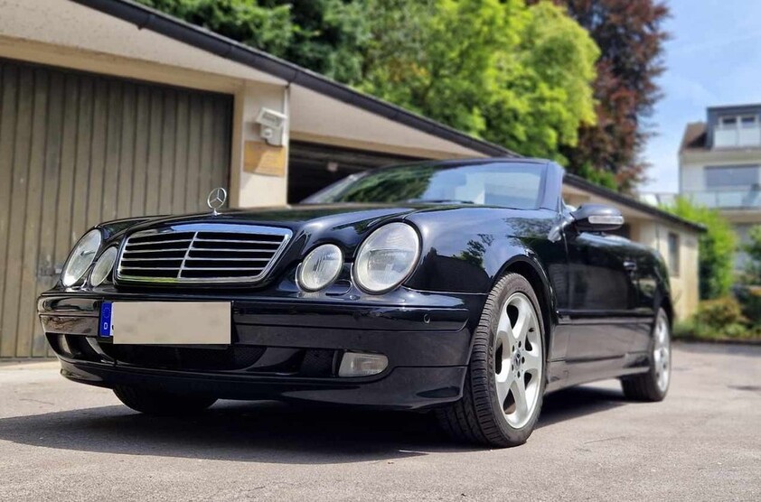 Mercedes-Benz CLK 320 165.500 km 11.990 € Moers 47441