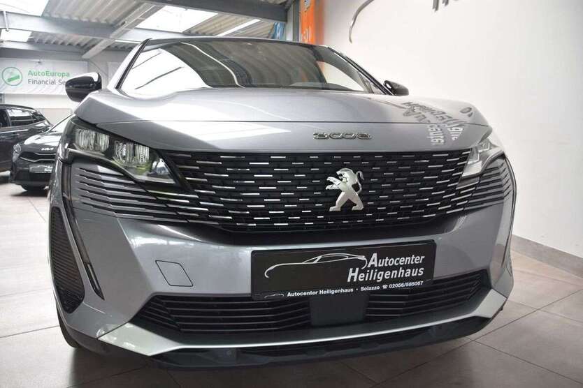 Peugeot 3008 27.492 km 18.880 € Heiligenhaus 42579