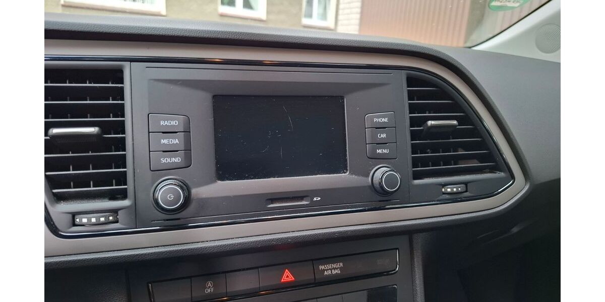 Seat Leon 87.677 km 10.499 &euro; Herne 44627