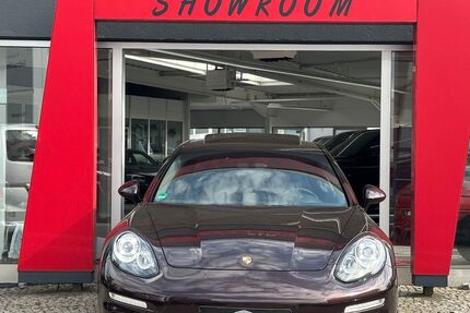 Porsche Panamera 83.000 km 30.900 € Mülheim an der Ruhr 45472