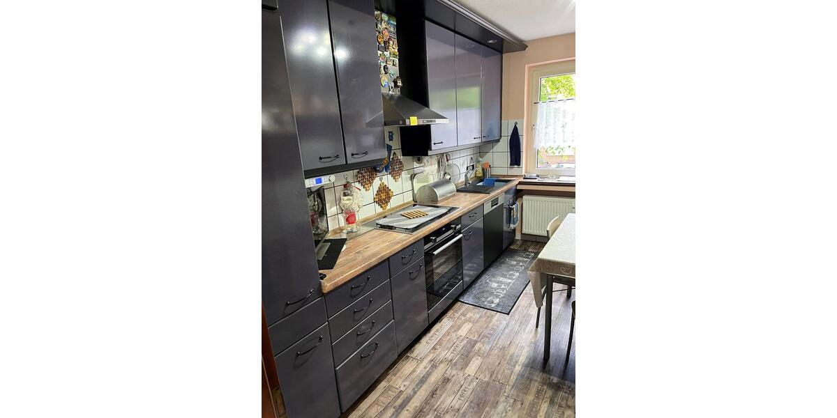 Etagenwohnung Düsseldorf Heerdt - 3 Zimmer, 79 m&sup2;, 480.000&euro; | Angebot:27096079