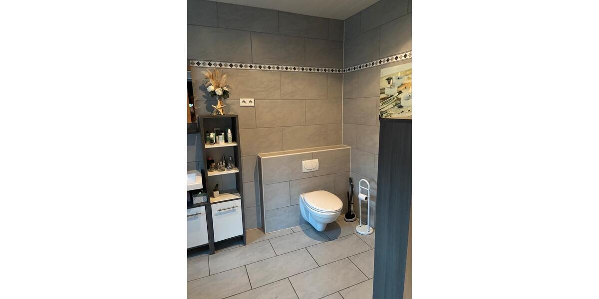 Reihenhaus Herten Bertlich - 7 Zimmer, 183 m&sup2;, 380.000&euro; | Angebot:27426570