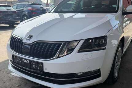 Skoda Octavia 214.000 km 9.990 &euro; Mülheim Ruhr 45475