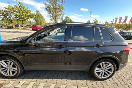 VW Tiguan 27.000 km 16.000 &euro; Krefeld 47798