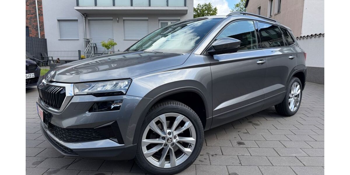 Skoda Karoq 106.000 km 20.800 &euro; Duisburg 47259
