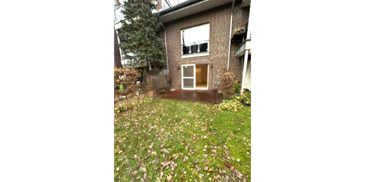 Schönes Apartment mit Terrasse, Garten und Tiefgaragenstellplatz in bester zentrumsnaher Lage 1 zimmer
