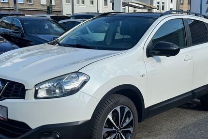 Nissan Qashqai 197.686 km 7.950 &euro; Oberhausen 46045