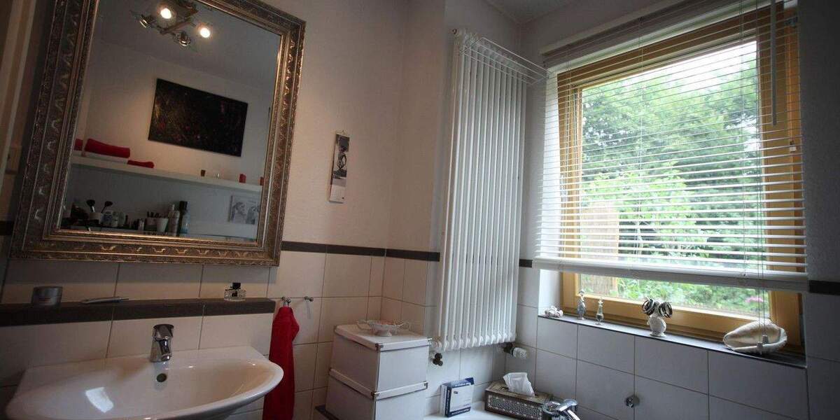 Etagenwohnung Meerbusch Osterath - 4 Zimmer, 135 m&sup2;, 699.000&euro; | Angebot:25692009