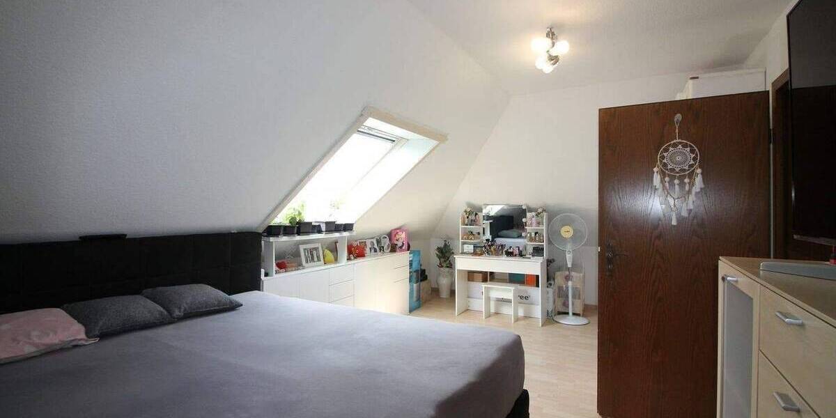 Mehrfamilienhaus, Wohnhaus Rheinberg Ossenberg - 7 Zimmer, 257 m&sup2;, 550.000&euro; | Angebot:24028409