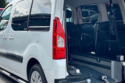 Citroen Berlingo 156.500 km 12.999 &euro; Marl 45772