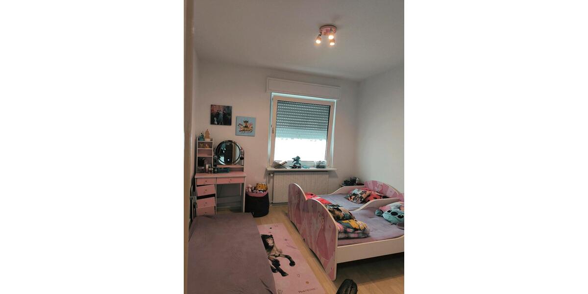Erdgeschoßwohnung Krefeld - 3 Zimmer, 67 m&sup2;, 180.000&euro; | Angebot:26993471