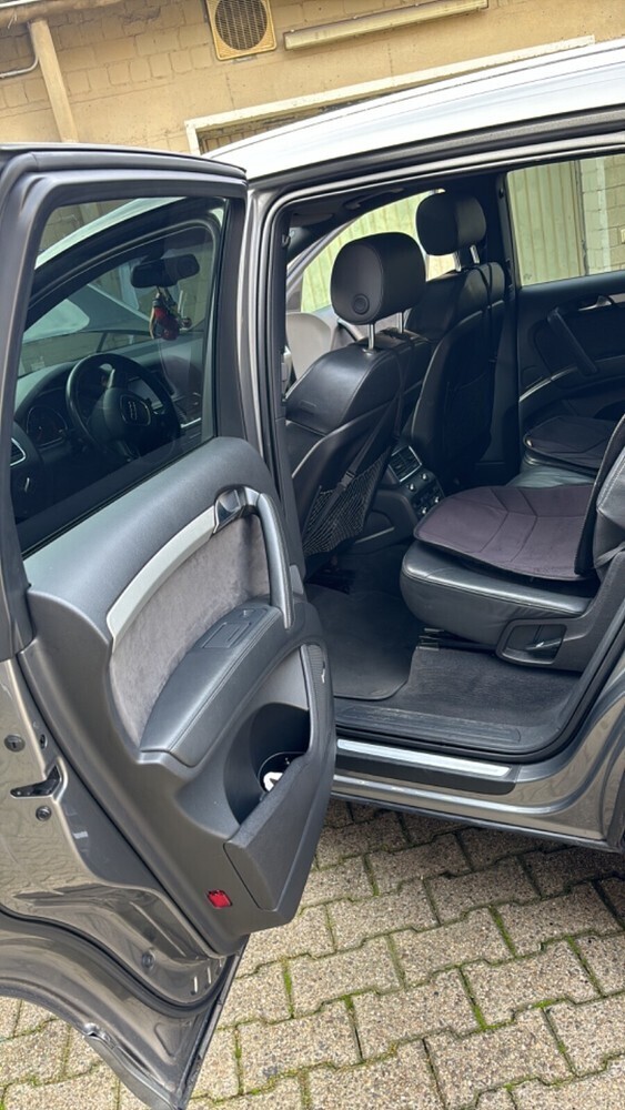 Q 7
