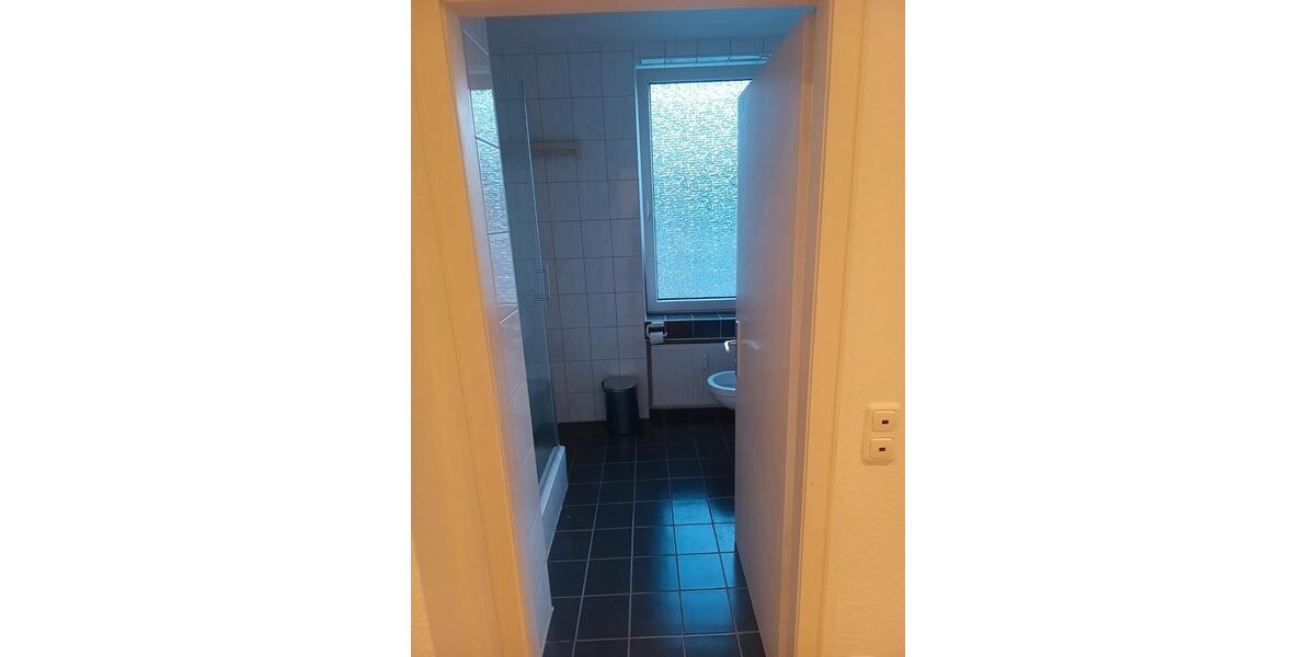 Etagenwohnung Krefeld - 1 Zimmer, 41 m&sup2;, 600&euro; | Angebot:26407258