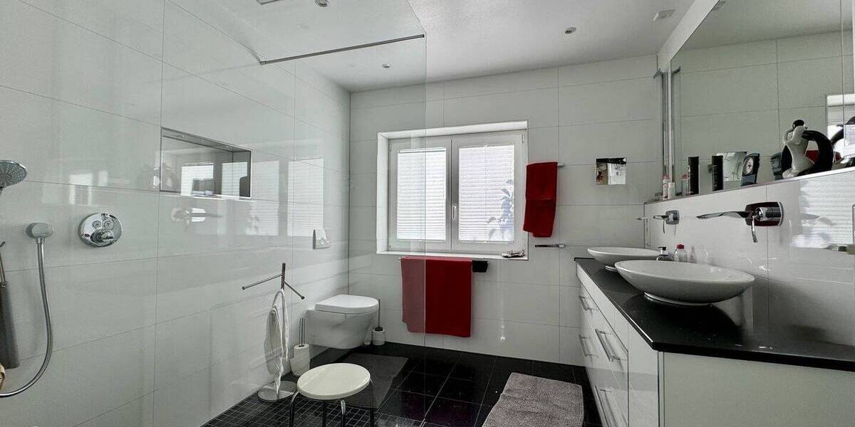 Einfamilienhaus Krefeld Verberg - 4 Zimmer, 119 m&sup2;, 595.000&euro; | Angebot:23973239