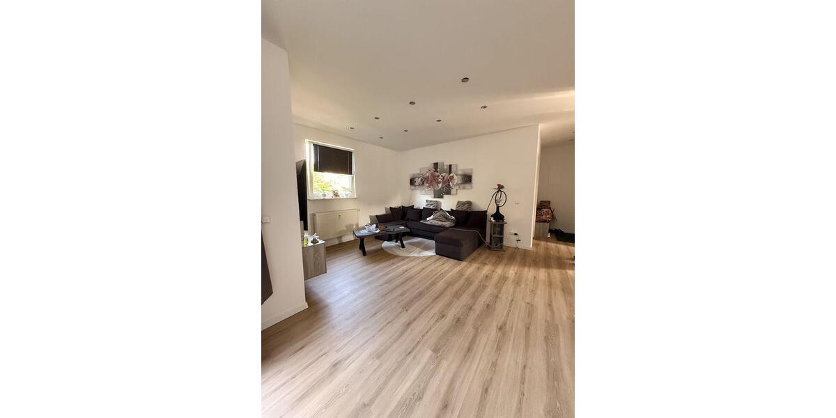 Etagenwohnung Duisburg Rheinhausen - 3 Zimmer, 70 m&sup2;, 210.000&euro; | Angebot:27166401