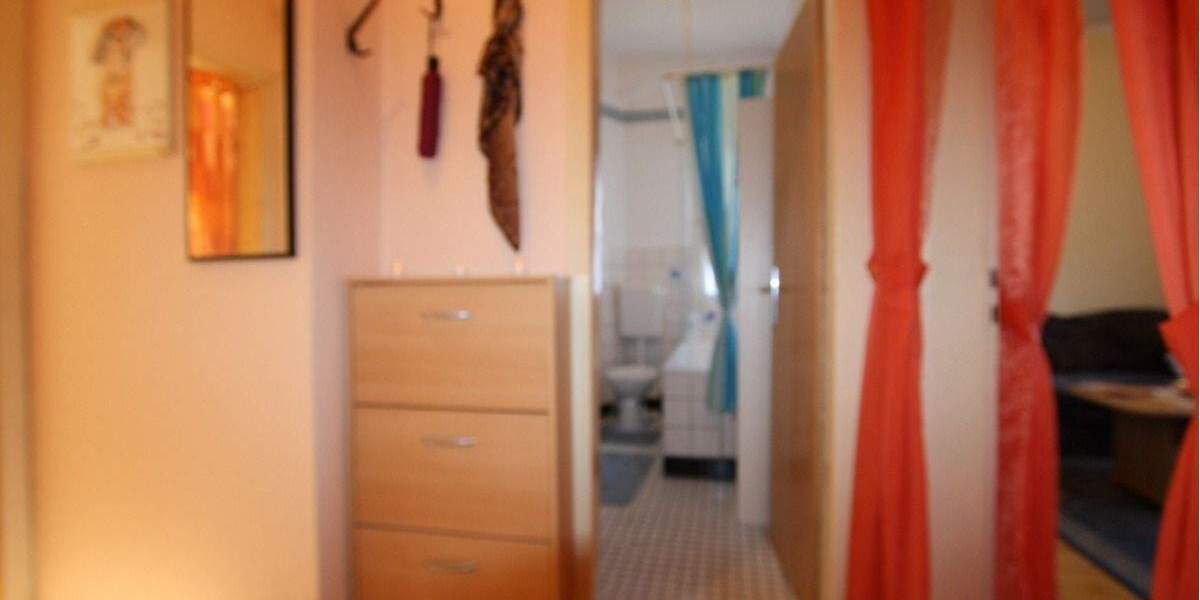 MEHRFAMILIENHAUS - 7 WOHNUNGEN - BO-CITY - GARTEN + AUSBAUPOTENZIAL 2 zimmer