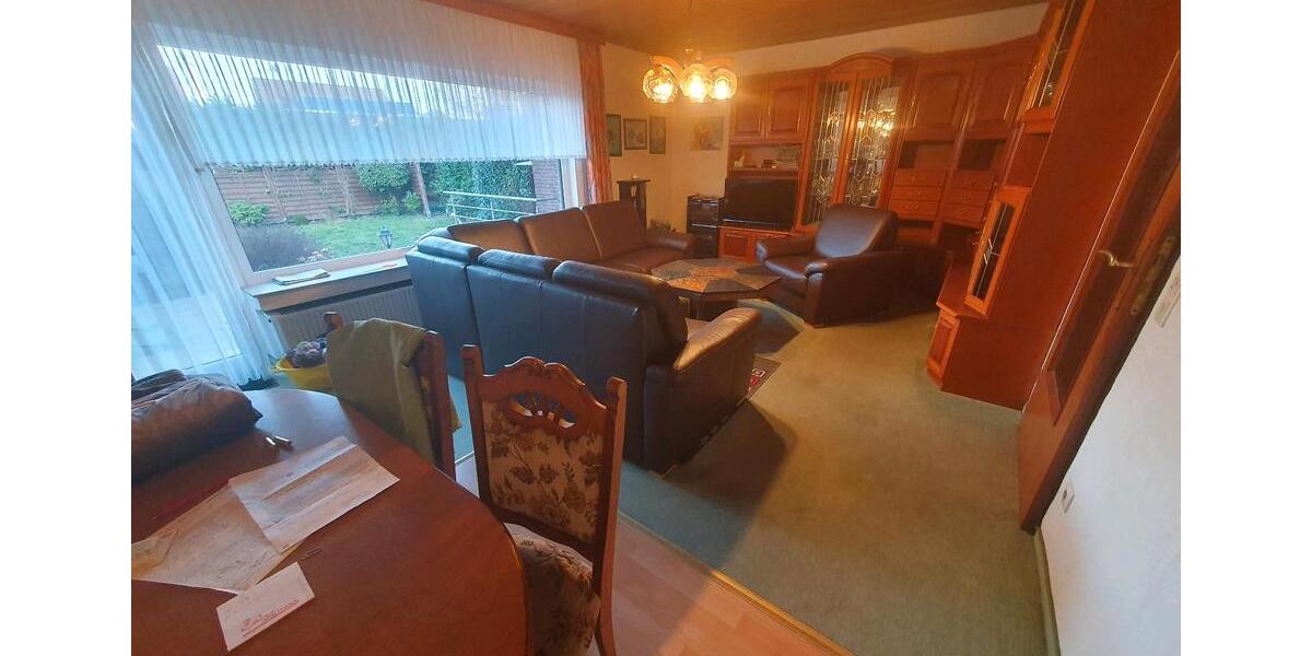 Doppelhaushälfte Krefeld Benrad - 4 Zimmer, 94 m&sup2;, 1.180&euro; | Angebot:25083921